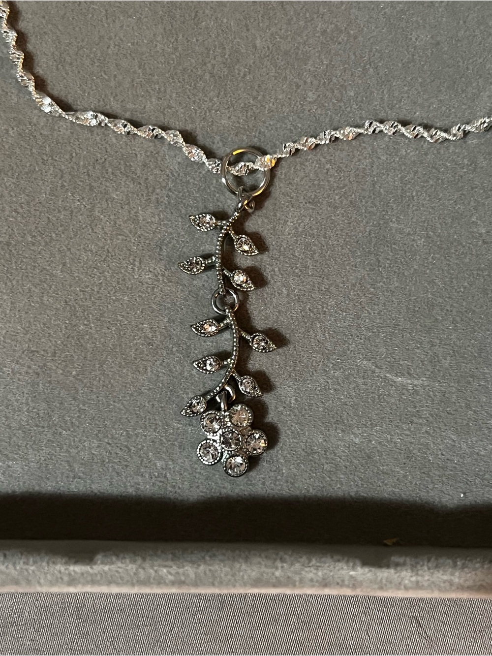 Silver Floral Vine Pendant Necklace - Elegant Women’s Jewelry